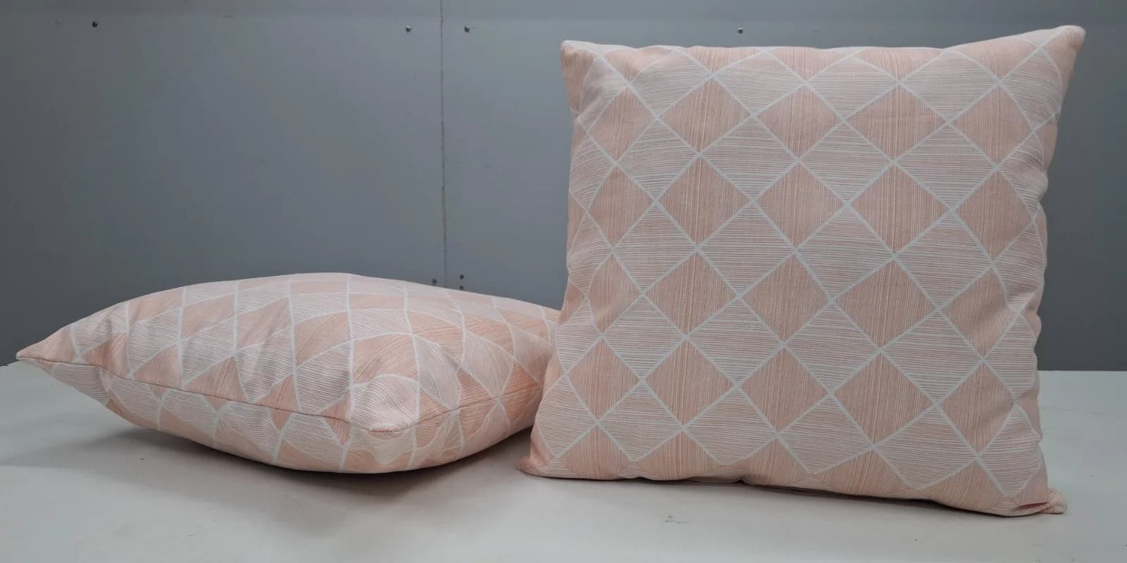 Cushions & Throws